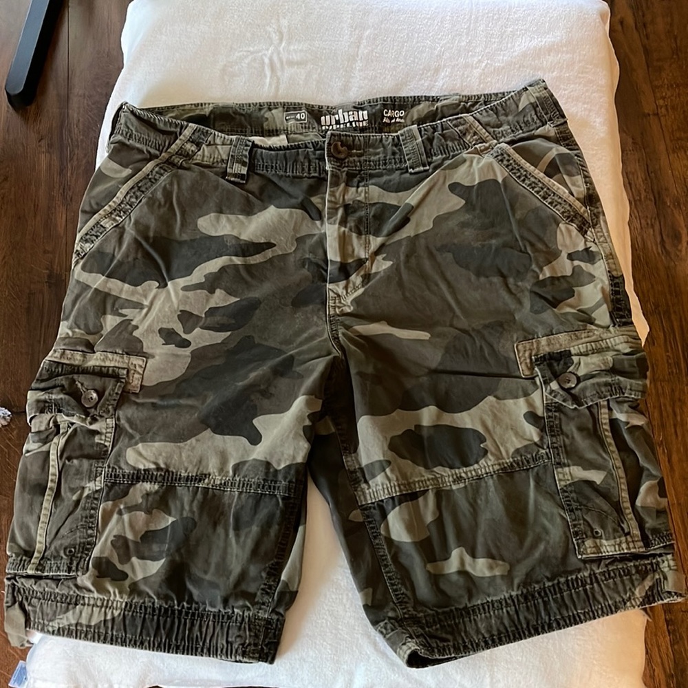 Urban Pipeline Mens Camo Cargo Shorts Size 40
